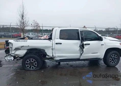 2021 Toyota Tundra Sr5 z USA, uszkodzony, nr VIN 5TFDY5F17MX020394